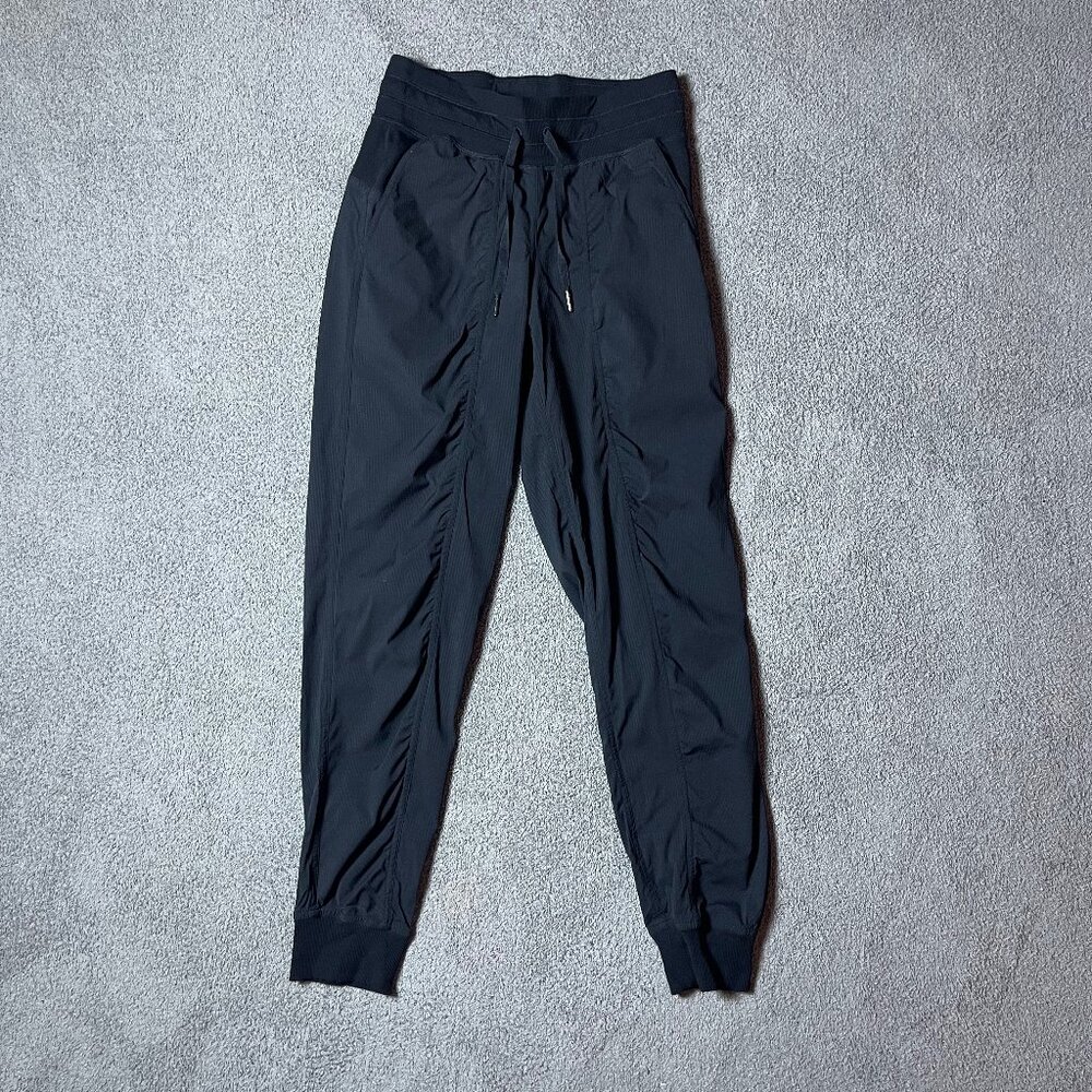 Lululemon Dance Studio Mid Rise Black Jogger Activewear Unlined Women's 4